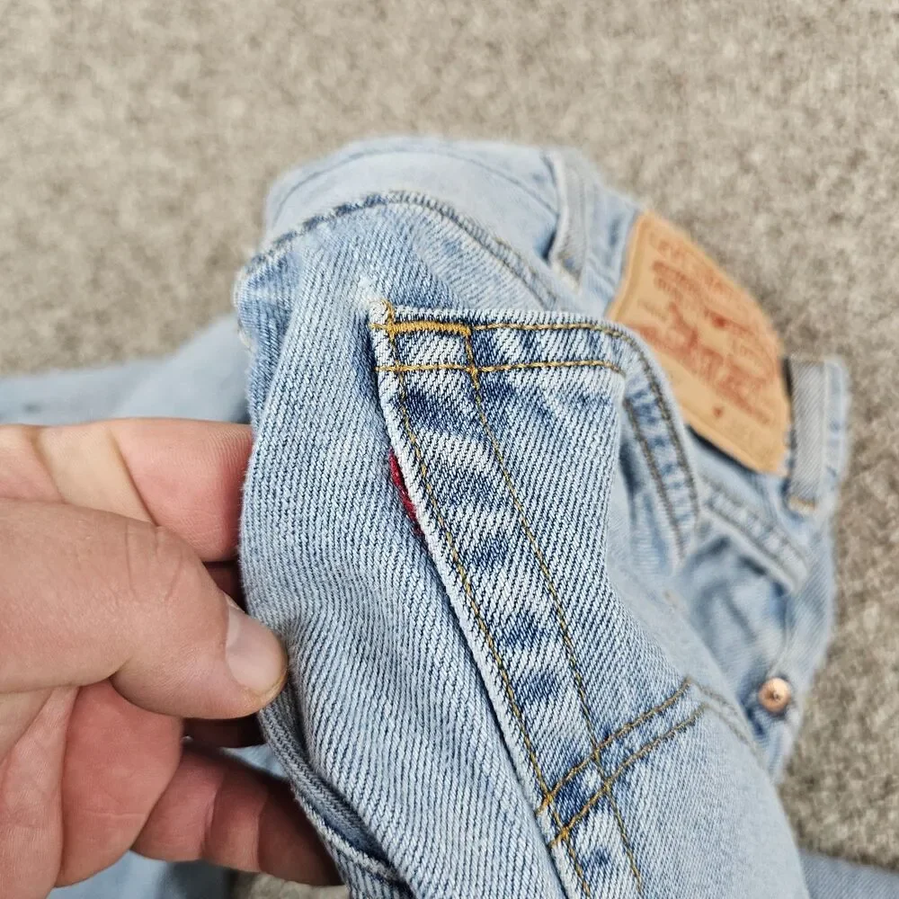 Levis 550 Jeans Mens 38x31 Blue Denim Relaxed Tapered Grunge Skate Distressed